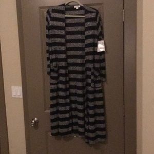 NWT LuLaRoe Black & Gray Ribbed Stripe Sarah Sz S